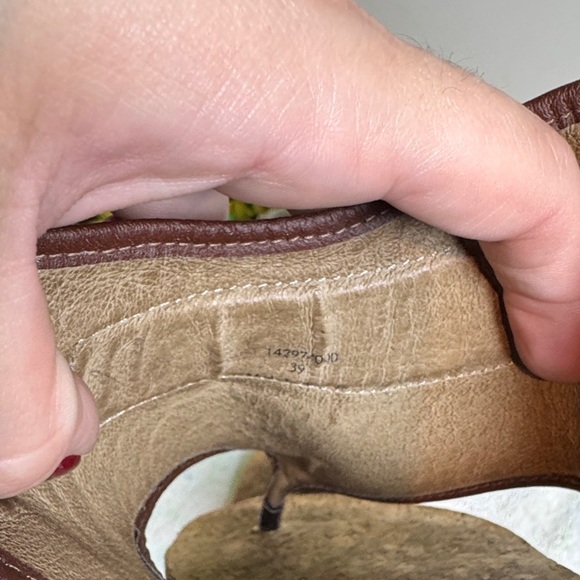 Fly London Miya Black and Tan Women's Sandals - Picture 6 of 8